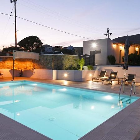 Flora'S Beach And Pool Villa In Syros Liaropa Ngoại thất bức ảnh