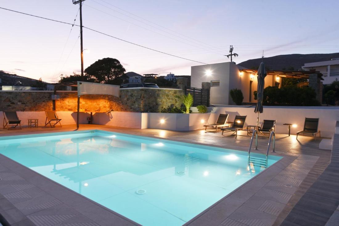 Flora'S Beach And Pool Villa In Syros Liaropa Ngoại thất bức ảnh