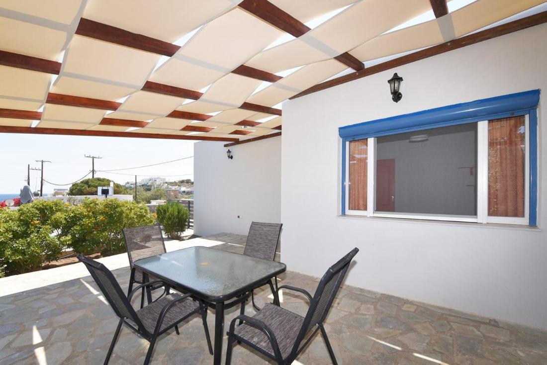 Flora'S Beach And Pool Villa In Syros Liaropa Ngoại thất bức ảnh