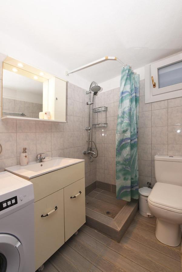 Flora'S Beach And Pool Villa In Syros Liaropa Ngoại thất bức ảnh